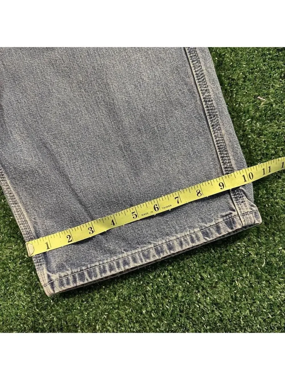 Vintage retro y2k  Levi's blue denim carpenter jeans baggy oversized  38x32